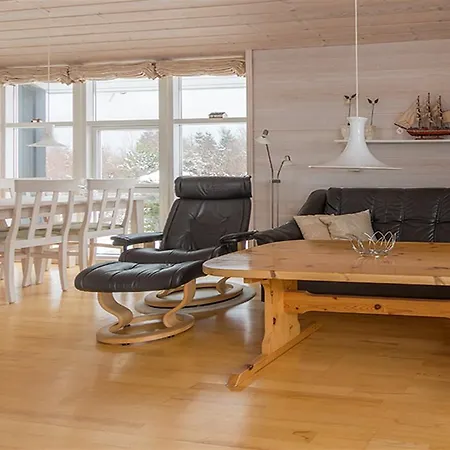 Three-bedroom Holiday In Tatil Evi
